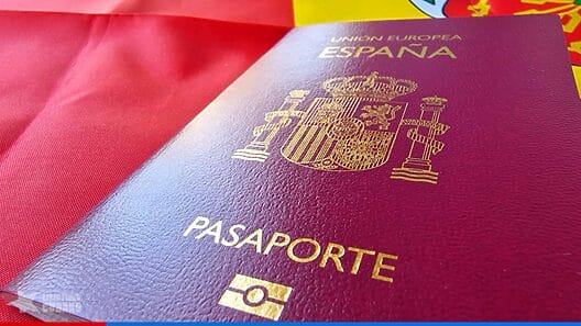 ¿A dónde puedo viajar sin visado siendo cubano-español?