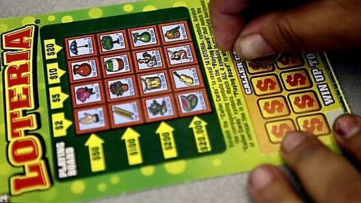 Anciano de Florida ganó $1 millón con raspadito de Lotería