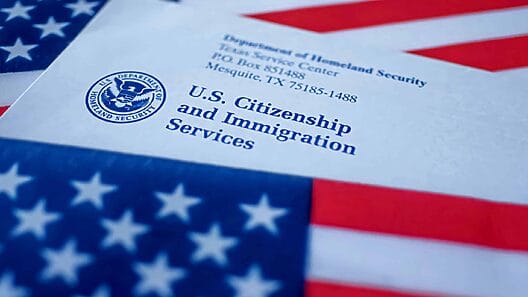 Extranjeros que ingresen a Estados Unidos pagarían hasta $15 000 dólares según nueva ley