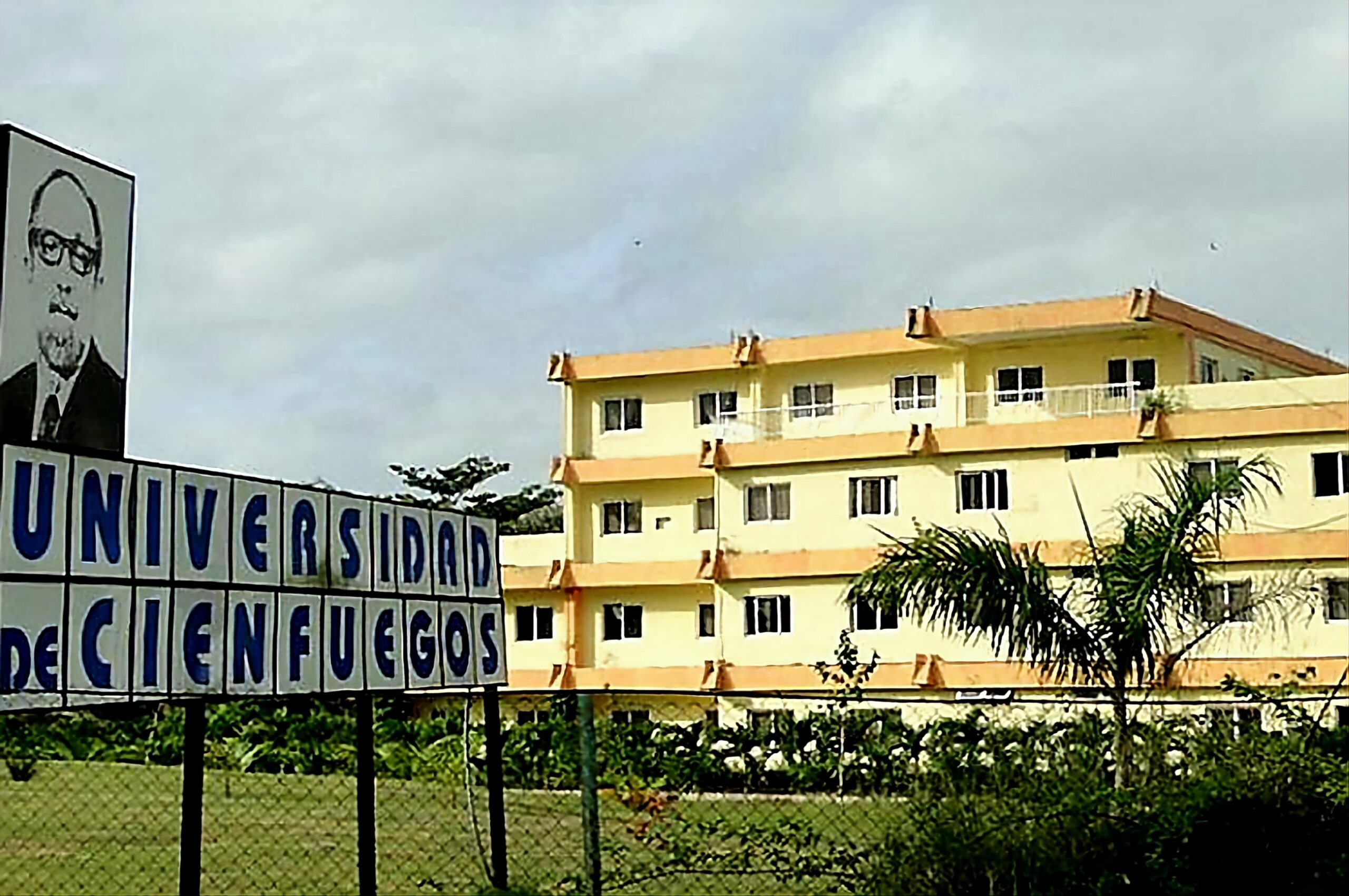 Police return items stolen from University of Cienfuegos