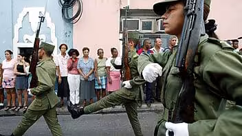 Hasta cinco años de cárcel para quienes evadan el Servicio Militar en Cuba