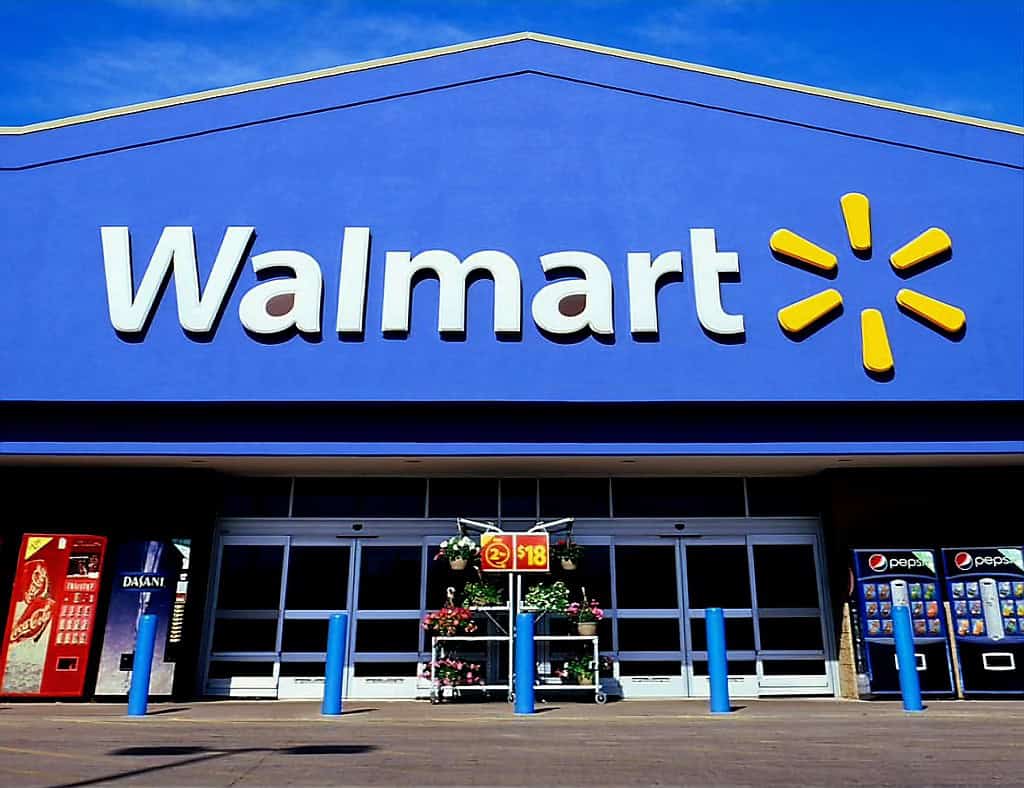¿Cuánto gana un cajero de Walmart en Miami?