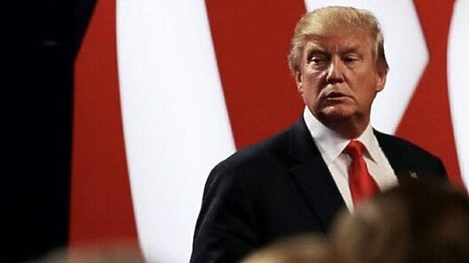 Trump retomaría su política de mano dura con Cuba si llega al poder