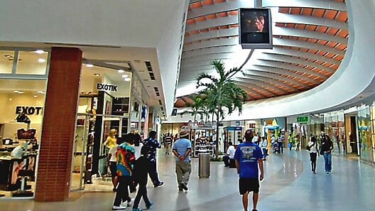 Turistas cubanos gastaron más de $17 millones de dólares en Isla Margarita