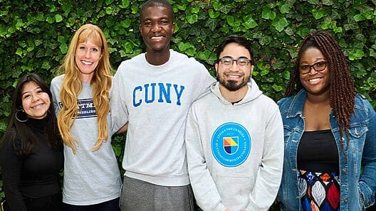 Pasantías para estudiantes indocumentados en Estados Unidos