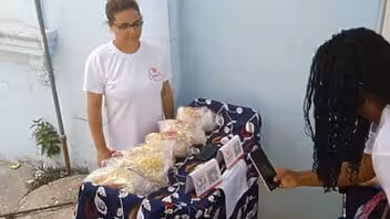 ¿Feria de Comercio Electrónico en Cuba o Venta de Peggys con QR?