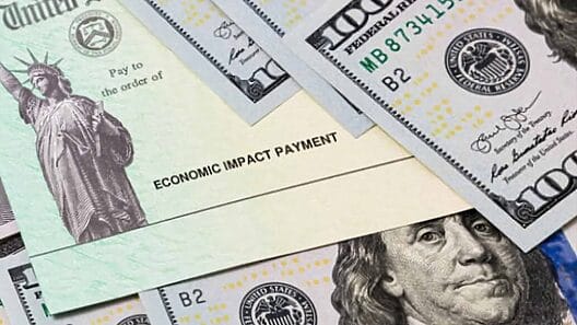 Estados Unidos emite cheques de estímulo de hasta $1 700 dólares para padres elegibles