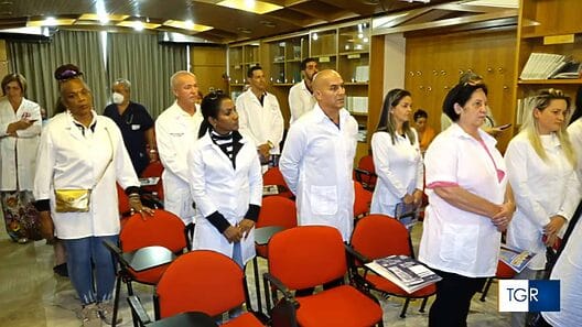 Llegan más médicos cubanos a las ciudades italianas de Catanzaro, Cosenza y Crotone