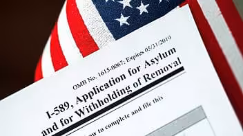 USCIS advierte: aumentan las denegaciones de asilo por esta causa