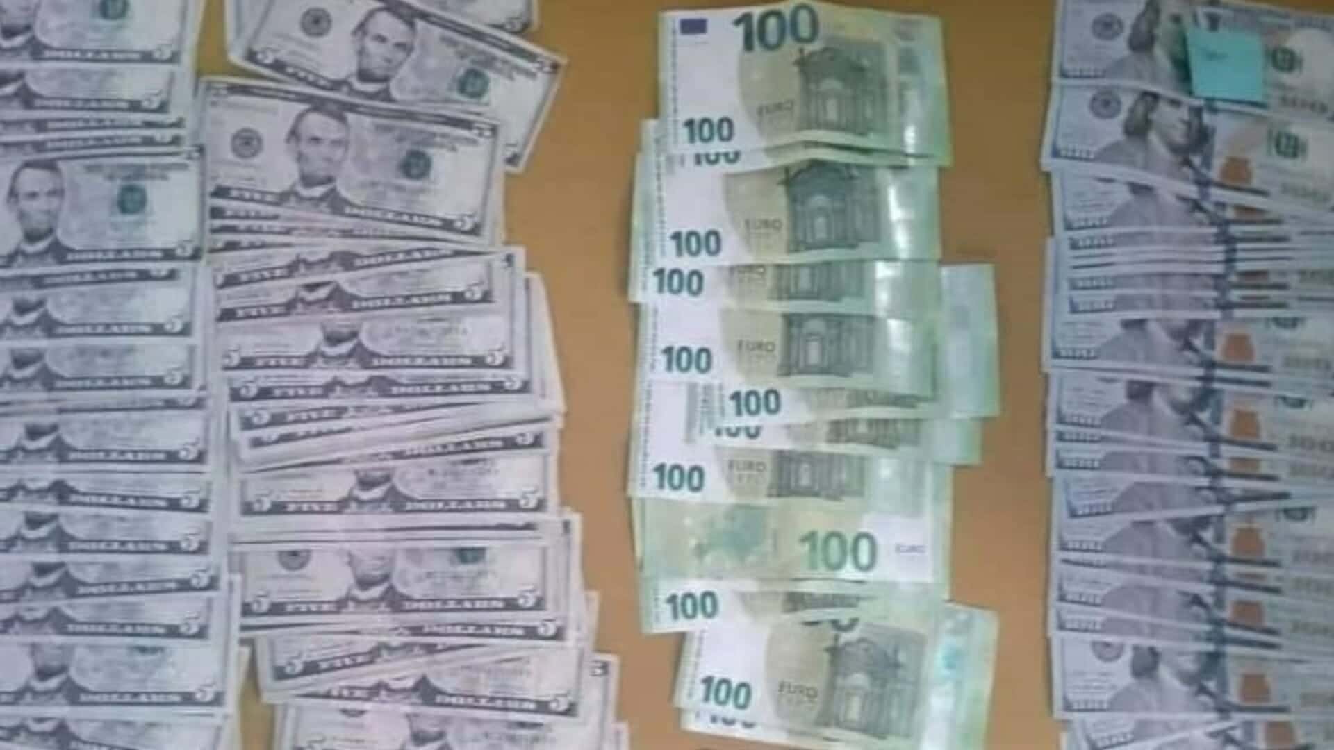 dinero devuelto italiano aeropuerto cubano