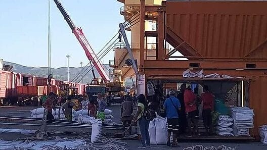Mincin asegura que comenzó distribución del arroz de la canasta familiar en Cuba
