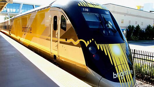 Inició sus operaciones tren rápido Miami-Orlando