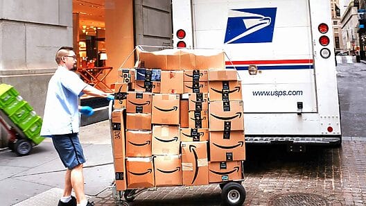 Correo de Estados Unidos anuncia cambios para fin de año