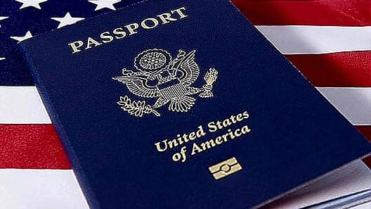 Disminuyen tiempos de espera para obtener el pasaporte americano