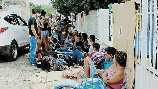 Gobiernos de Panamá y Costa Rica crean corredor humanitario