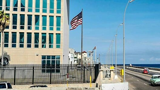 Embajada de Estados Unidos en Cuba ofrece empleo
