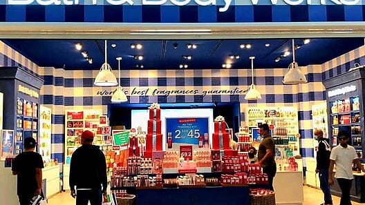 Oferta de 30 mil empleos para la temporada navideña en Estados Unidos
