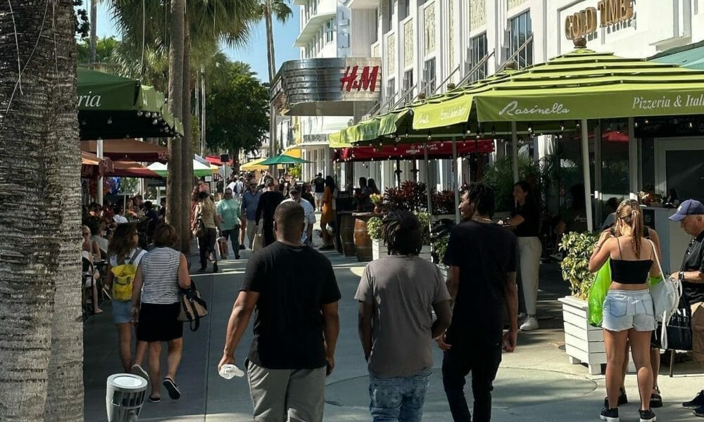 Lincoln Road, Miami Beach’s open-air mall, is opening new business