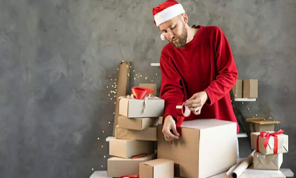 US Postal Service Announces Christmas Shipping Deadline Packages Must
