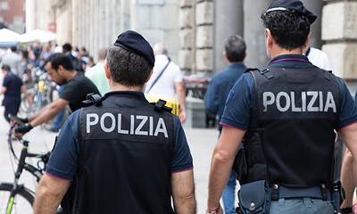 policia italiana robos cubana