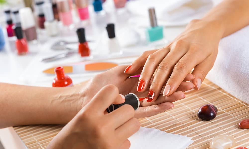 salario manicurista miami