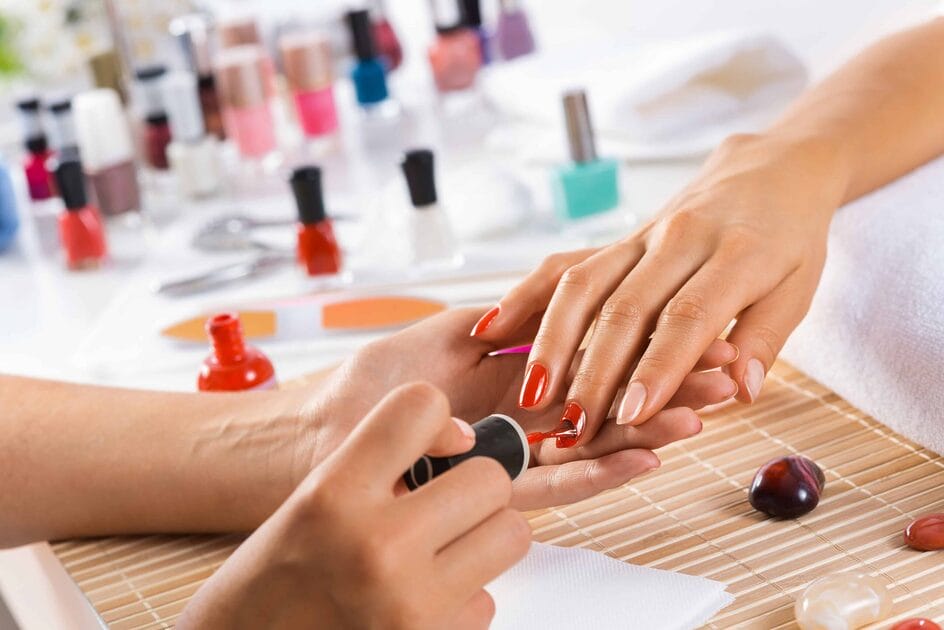 salario manicurista miami