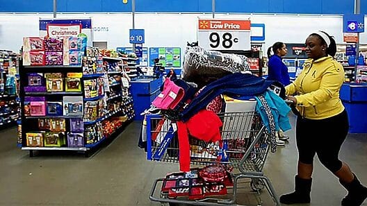Alertan sobre estafas en Walmart