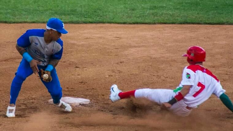 Con promesas incumplidas y varias ausencias inicia este martes la II Liga Élite del Béisbol Cubano