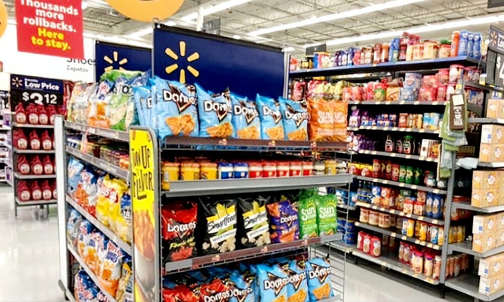 Walmart will welcome a new fast food chain to its stores