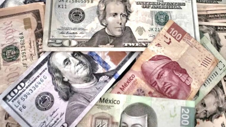 Así está el Peso Mexicano frente al dólar hoy 23 de noviembre de 2023 en los Bancos de México