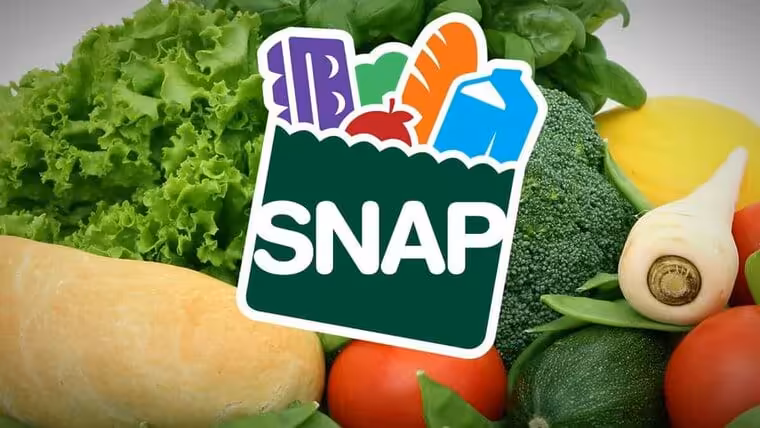 Pudieras perder tus food stamps en abril. ¿Por qué?