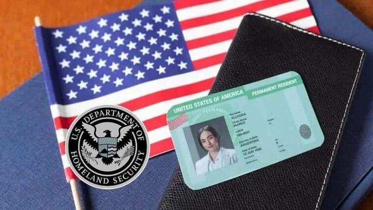 Migrantes con más de siete años en Estados Unidos alcanzarían la Green Card mediante este proyecto de ley
