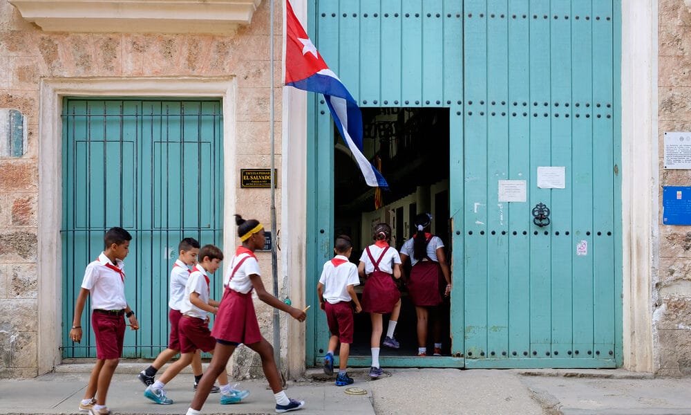pasaporte cubano permiso salida menores cuba