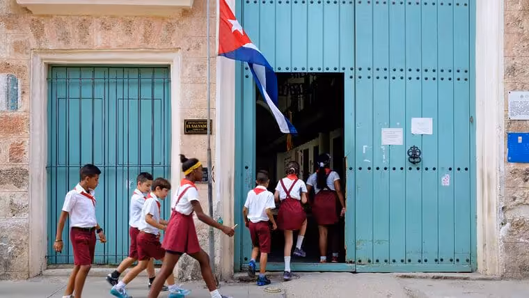 pasaporte cubano permiso salida menores cuba