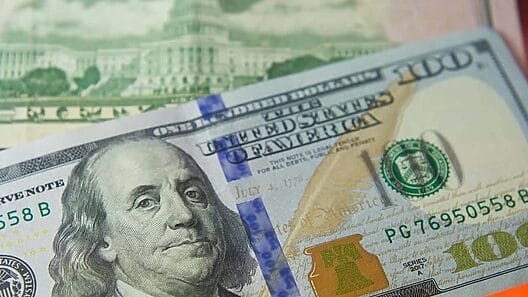 El dólar cierra el 2023 con una caída del 2%: ¿Cómo Impacta en México, Cuba, Honduras y otros países de la región?