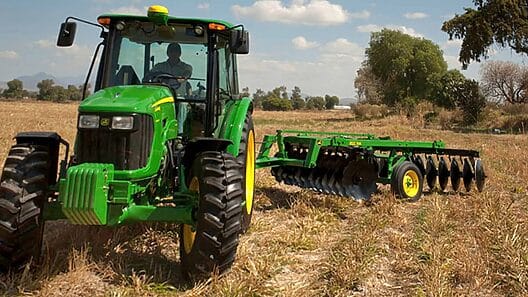 Gobierno de México dona insumos agrícolas y tractores a Cuba