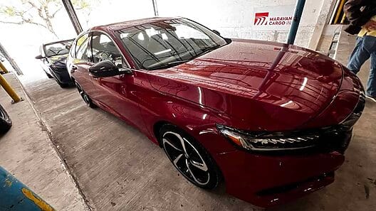 La Aduana de Cuba cobra miles de dólares por cada auto importado, según compañía autorizada