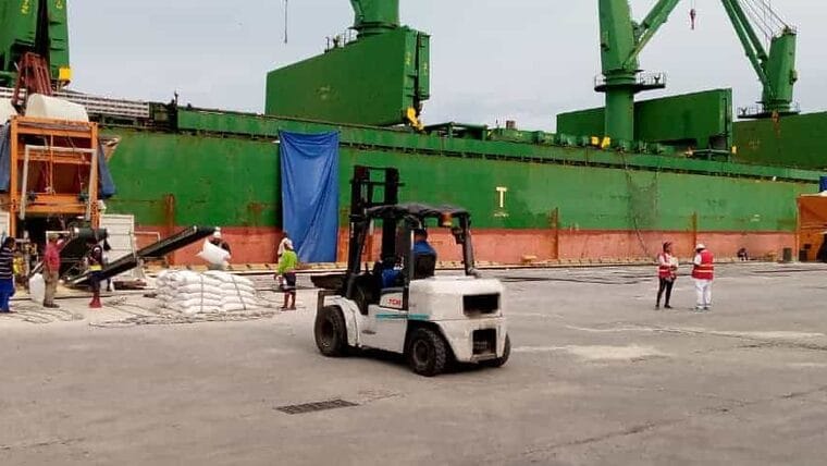 Nota informativa sobre distribución del arroz pendiente de diciembre en Cuba