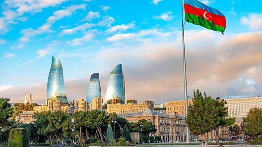 Atención cubanos: ¡Becas de estudios para Azerbaiyán!