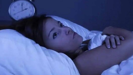 ¿Cómo duermes desde los 30 años? Podrías desarrollar Alzheimer