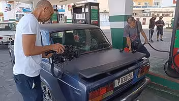 Venezuela aumenta sus exportaciones de petróleo a Cuba