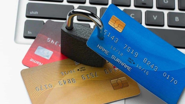 ¡Alerta de estafas! Banco cubano advierte sobre fraudes en compraventa de dólares y CUP