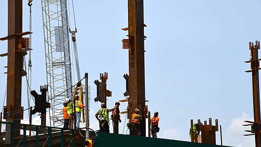 Política migratoria de Trump golpea al mercado laboral y a la economía de Estados Unidos