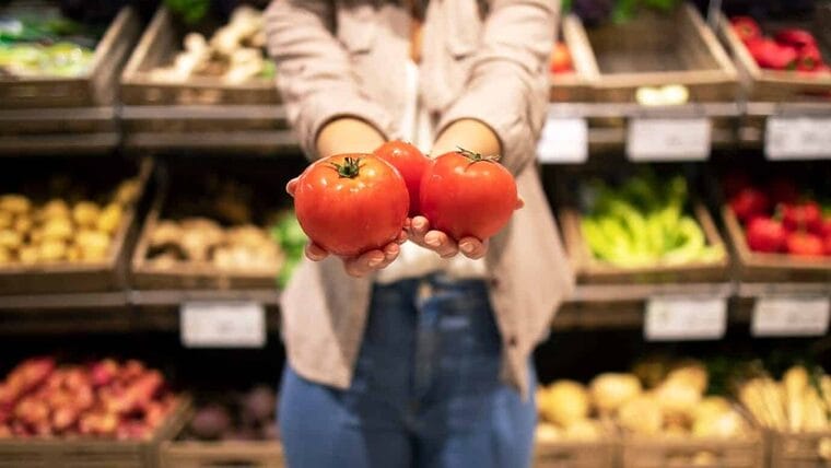 Cuba, EAU y Brasil se unen para entregar ayuda alimentaria por valor de 50 millones de dólares