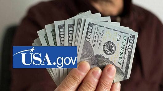 Envían dos cheques de estímulo simultáneos en Estados Unidos. Mira si calificas