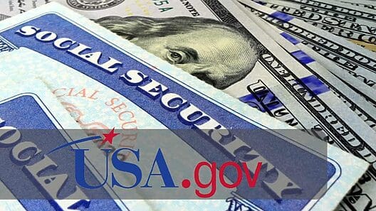 Enviarán pagos de casi 1000 dólares por el Seguro Social en Estados Unidos