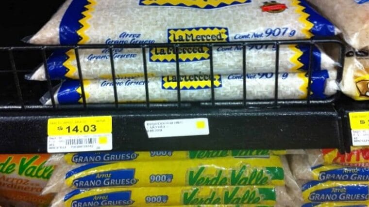 ¡Insólito! Acaparan cereales en Walmart de Hialeah