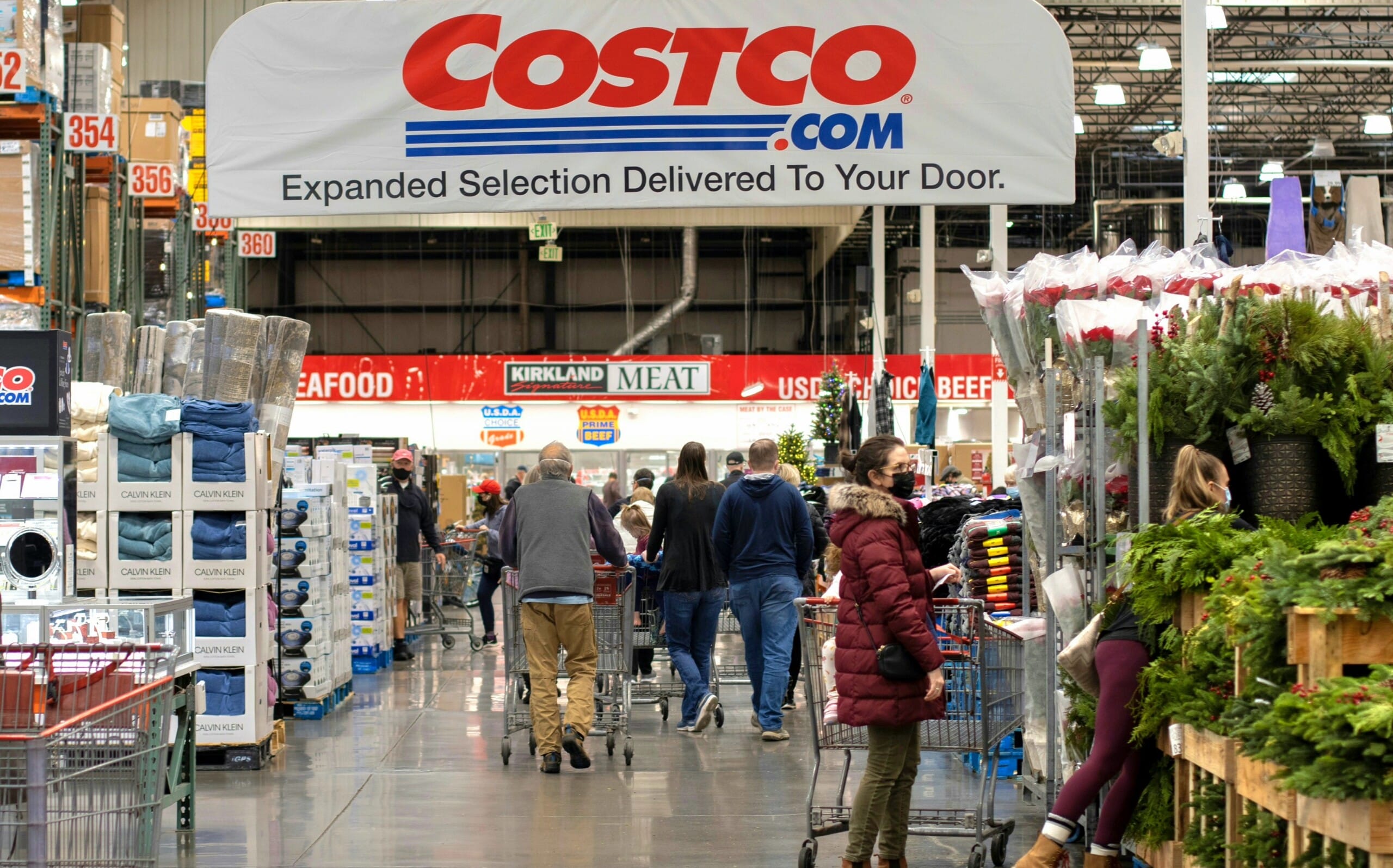 Costco warns of fake email scams