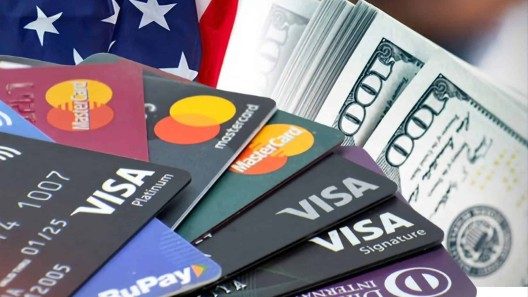 Bancos americanos congelan cuentas de cubanos: «No pude sacar ni un dólar»
