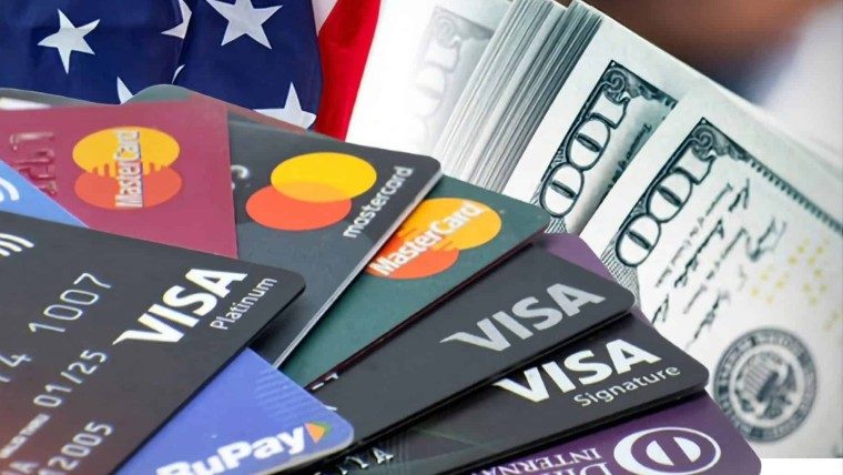 Establecen nuevo límite por atrasos en tarjetas de crédito